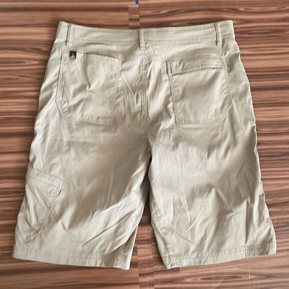 PRANA Nylon Shorts Size Large - Picture 4 of 10